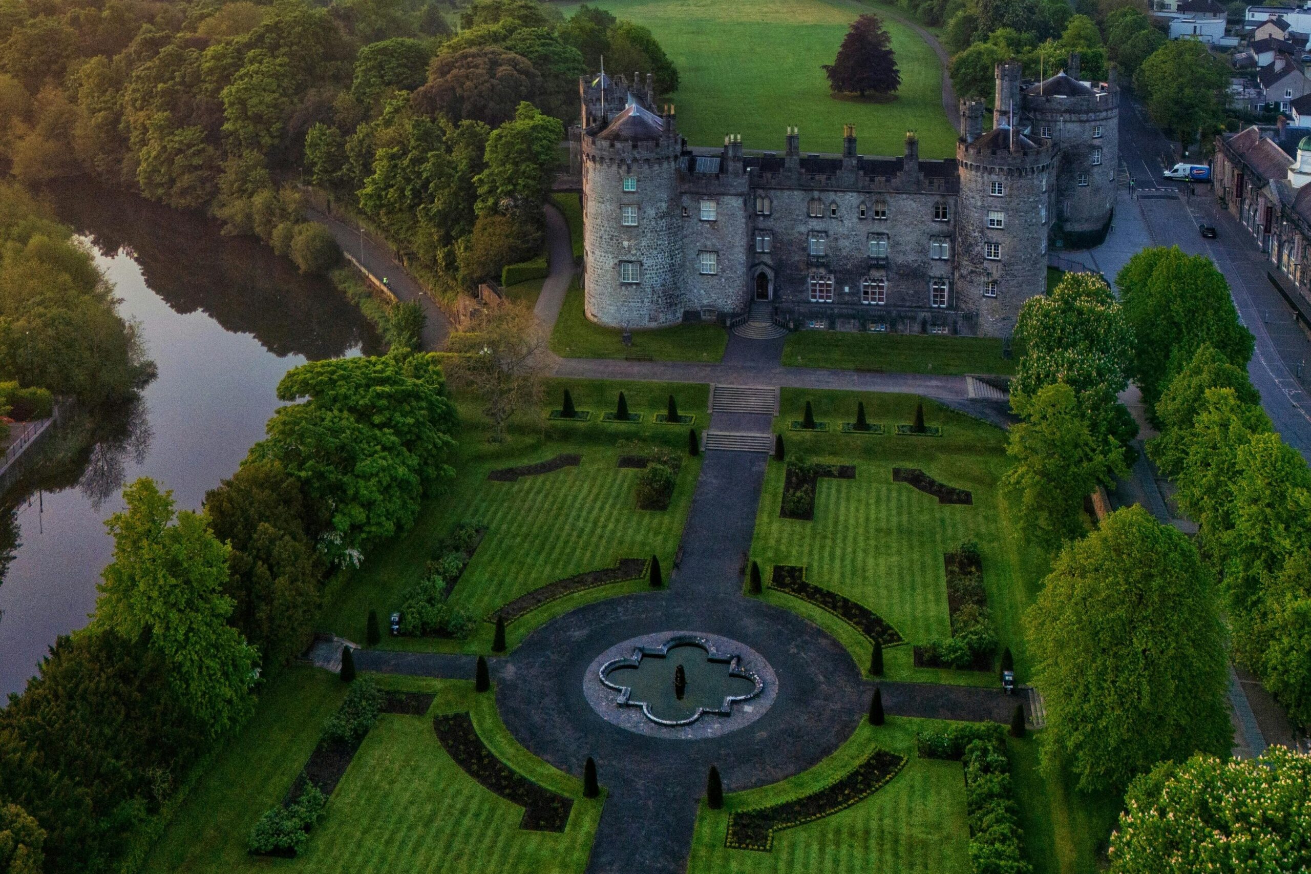 Video Production Kilkenny: Spicy Dog Media Is Your Best Choice!